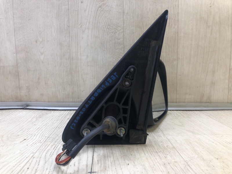 Дзеркало праве JEEP LIBERTY 02-07 55155840AG — 4
