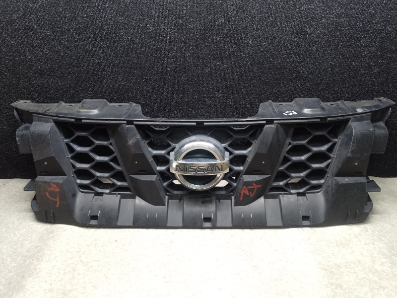 Решітка радіатора NISSAN XTERRA 05-15 62310-EA000