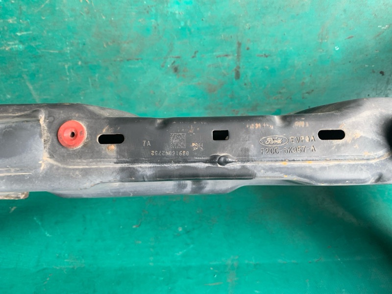 Балка задньої підвіски LINCOLN MKX 16-18 F2GZ-5035-D — 4