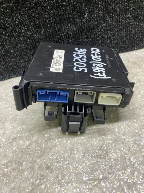 Блок електронний MAZDA CX-30 19- BGBL-67-5Z0 — 5