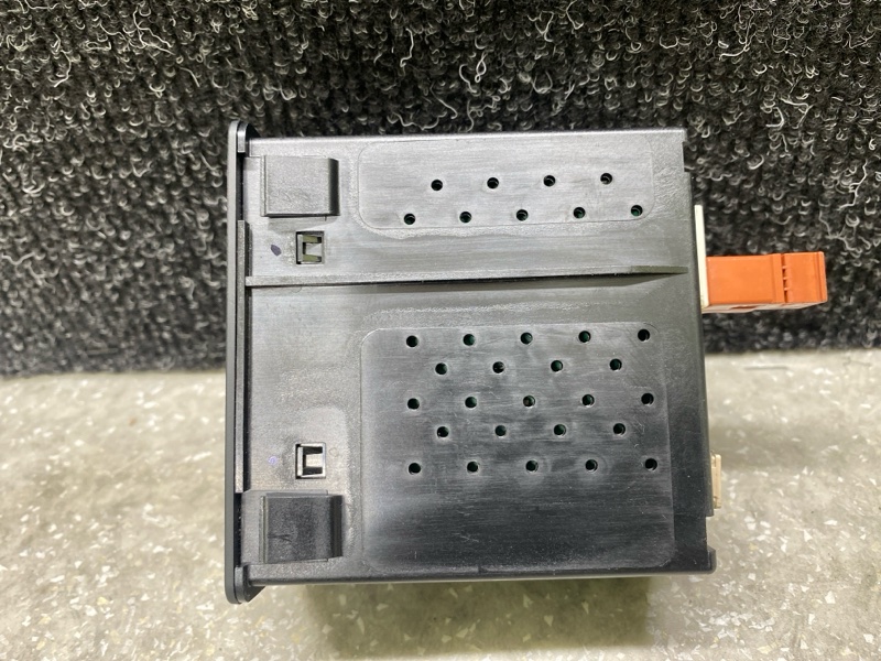 USB адаптер MAZDA CX-30 19- BDGG-66-9U0 — 3