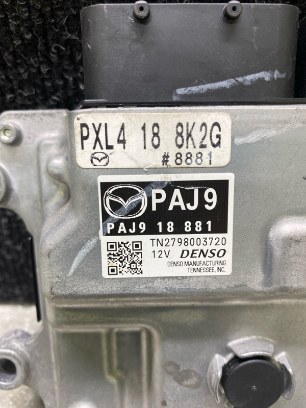 Блок керування двигуном MAZDA CX-30 19- PAJ9-18-881 — 3