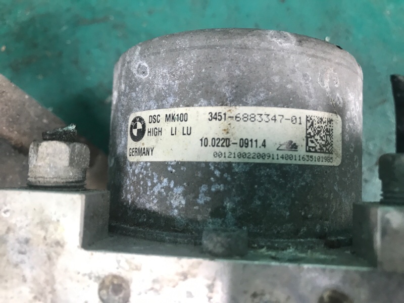 Блок антиблокувальної системи BMW I3 (I01) 13–22 34 51 5 A37 4B5 — 5