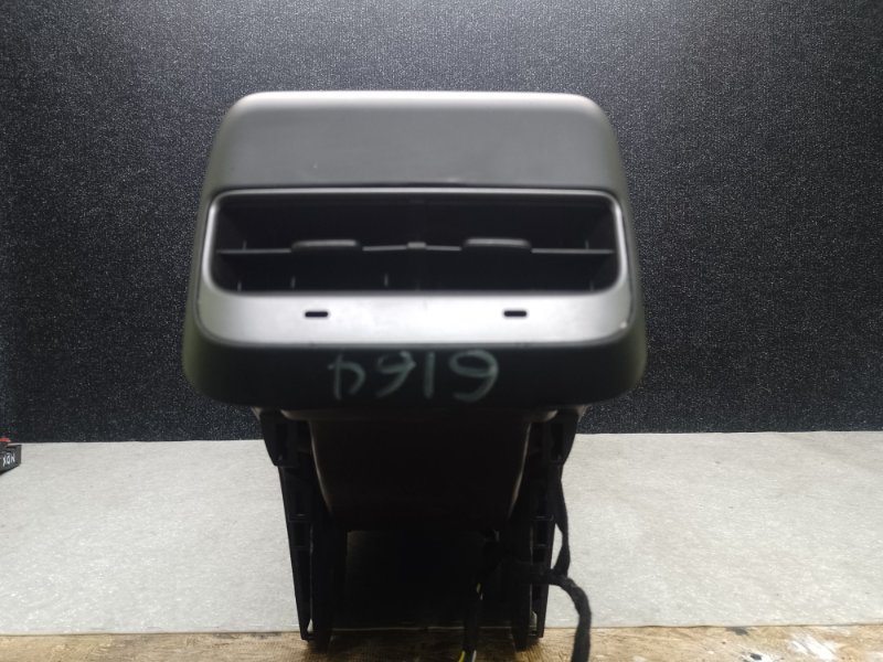 Підлокітник TESLA MODEL Y 19- 1755503-00-A — 5