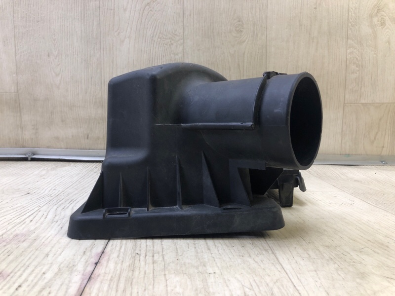 Корпус повітряного фільтра FORD TRANSIT 14- JK419600BA — 4