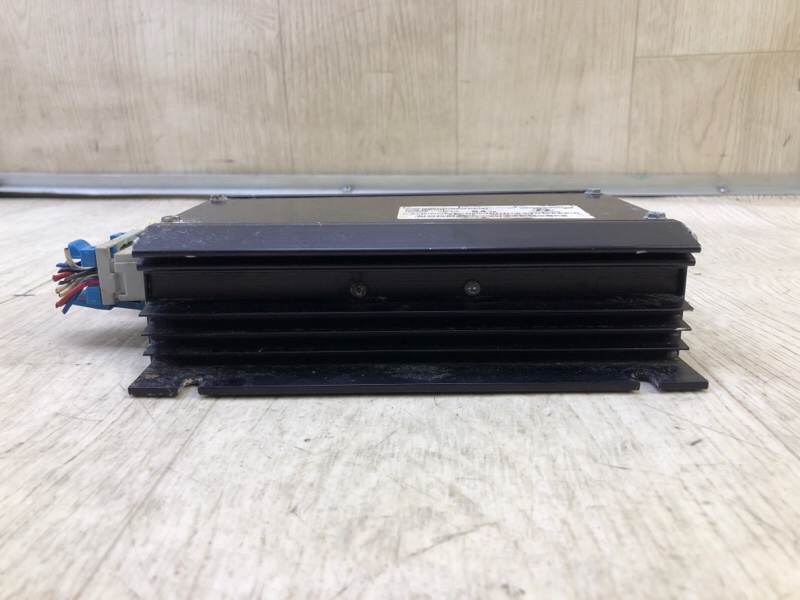 Підсилювач звуку HYUNDAI SANTA FE (SM) 00-06 96390-26700 — 3
