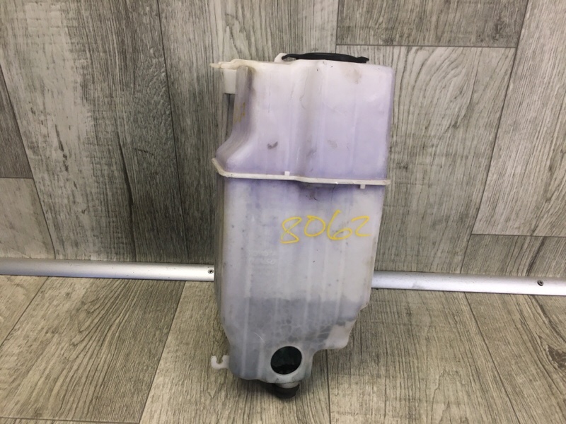 Бачок омивача TOYOTA TACOMA 05-15 85315-04090