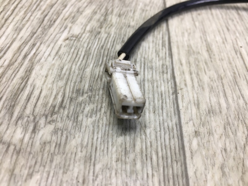 Датчик ABS задній правий SUBARU FORESTER SF 97-02 27540SA000 — 5