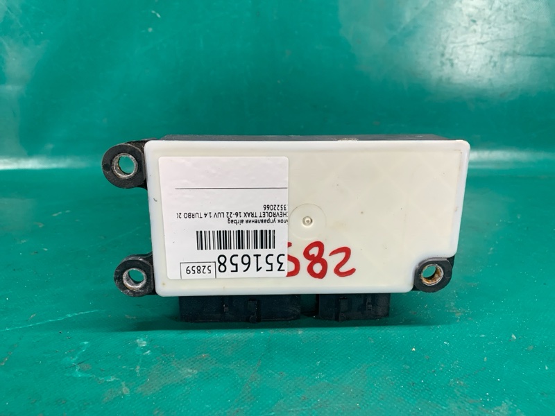 Блок керування AIRBAG CHEVROLET TRAX 16-22 13524236 — 3