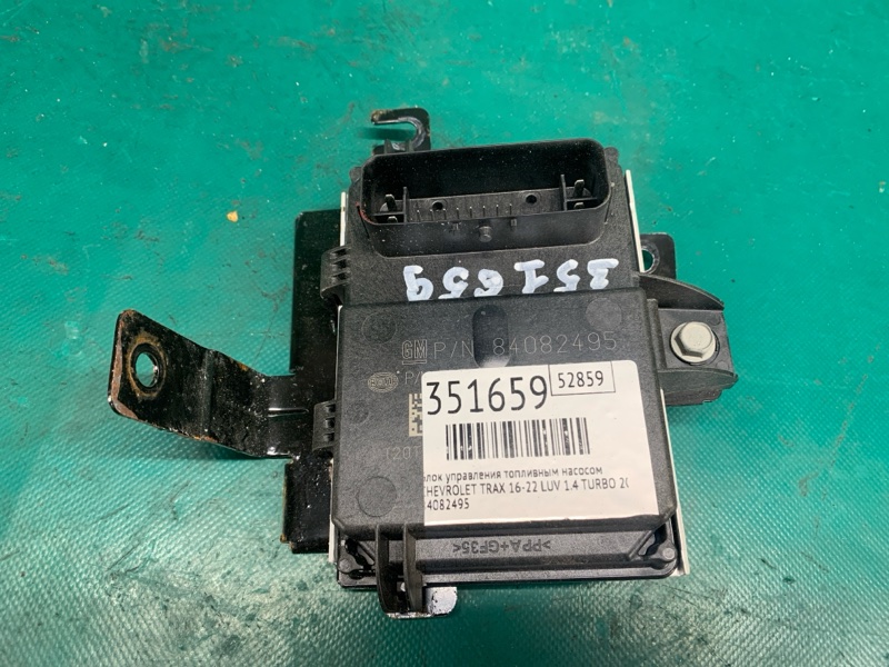Блок керування паливним насосом CHEVROLET TRAX 16-22 84082493 — 3