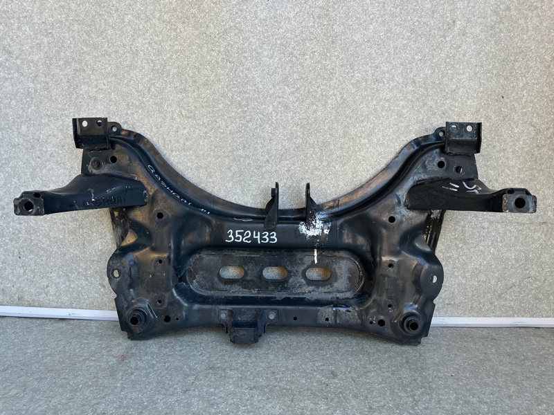 Балка передньої підвіски NISSAN QASHQAI/ROGUE SPORT 14- 54401-4EA0C