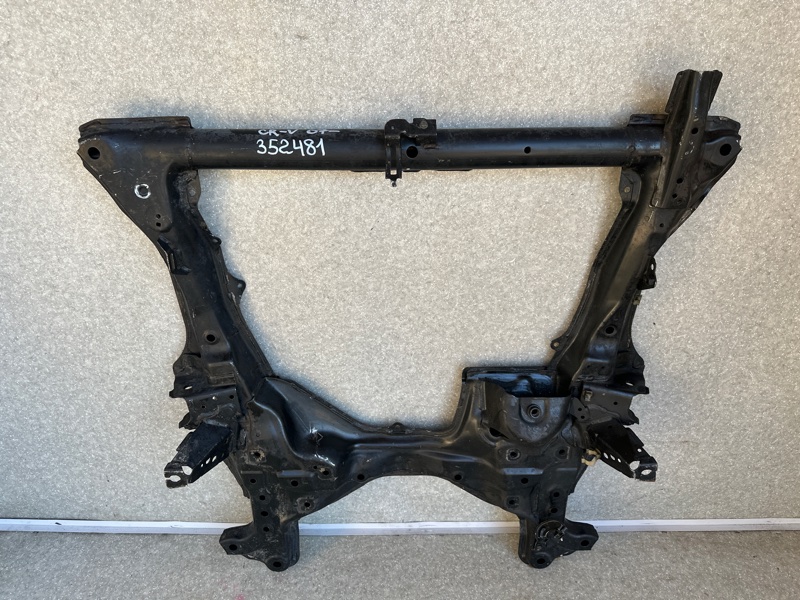 Балка передньої підвіски HONDA CRV 06-12 50200-SWA-A70 — 2