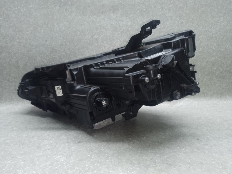 Фара права CADILLAC XT6 19- 84859129 — 4