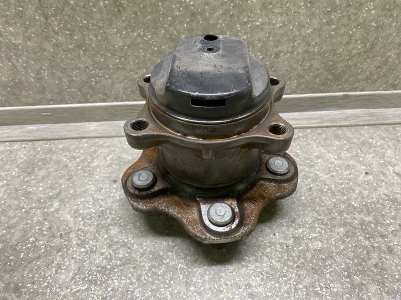 Маточина колеса задня NISSAN SERENA (C26) 10-16 43202-JG000 — 2