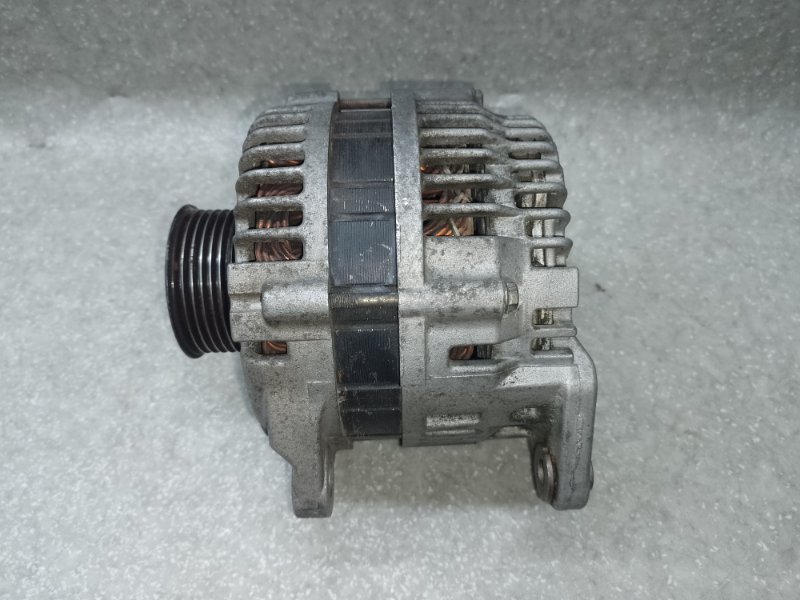 Генератор NISSAN MAXIMA A33 99-02 23100-5Y700 — 2