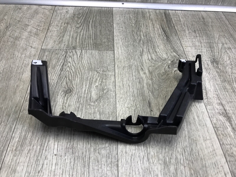 Кронштейн/кріплення заднього бампера ліве LAND ROVER RANGE ROVER (L405) 12-22 LR105880 — 2