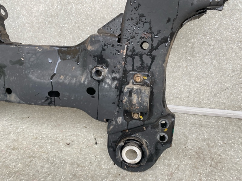 Балка передньої підвіски FORD FLEX 08-19 DA8Z-5C145-A — 3
