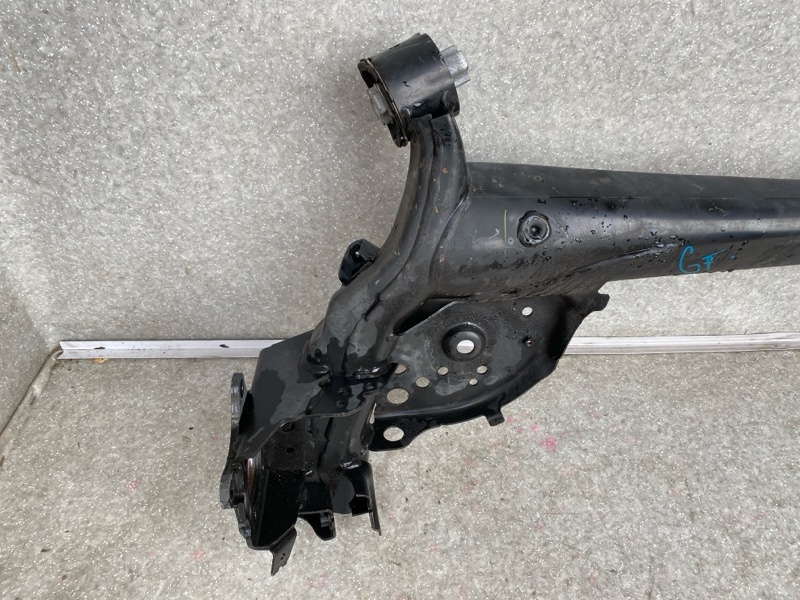 Балка задньої підвіски MAZDA CX-30 19- DGH9-28-B0XD — 2