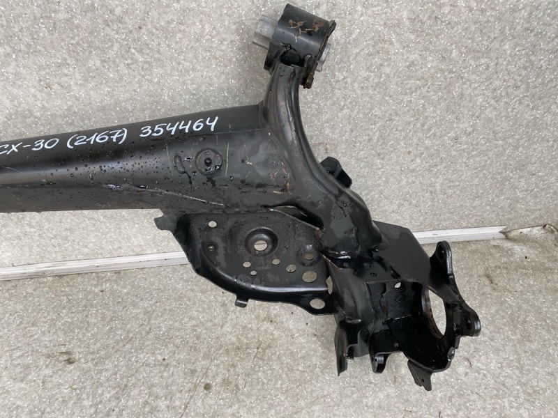 Балка задньої підвіски MAZDA CX-30 19- DGH9-28-B0XD — 3