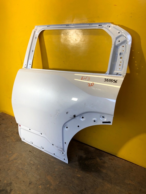 Двері задні ліві KIA EV9 23- 77003 DO010 — 3