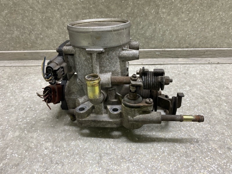 Дросельна заслінка SUZUKI GRAND VITARA 98-05 13400-67D00 — 3