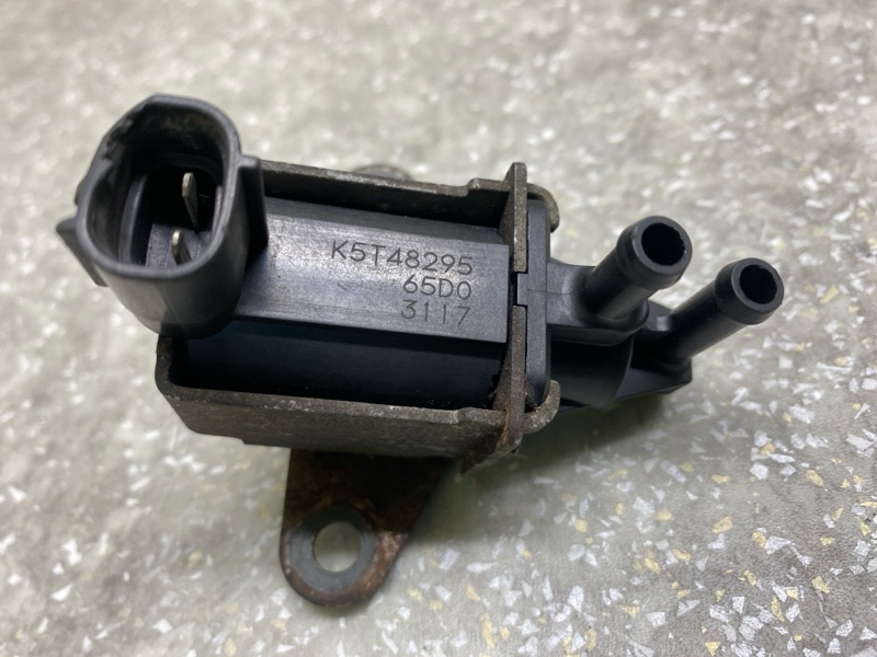 Клапан електромагнітний (вакуумний) SUZUKI GRAND VITARA 98-05 18117-65D00 — 4