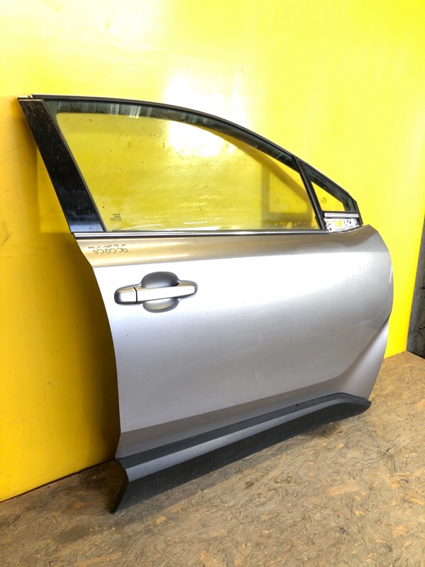 Двері передні праві TOYOTA C-HR 16- 67001-F4010 — 3