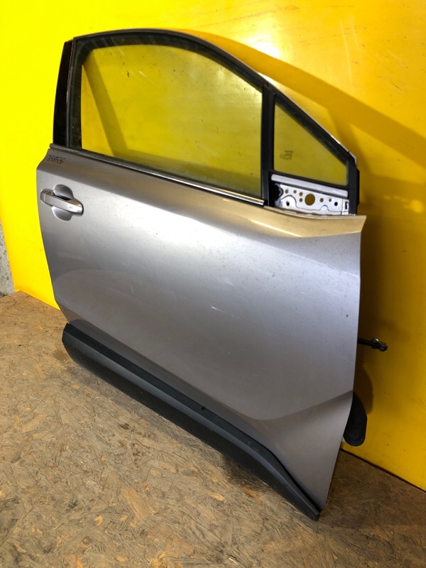 Двері передні праві TOYOTA C-HR 16- 67001-F4010 — 4