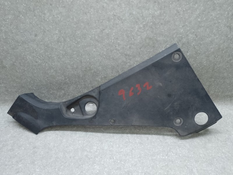 Накладка крила переднього внутрішня права CHEVROLET EQUINOX 09-17 25964359