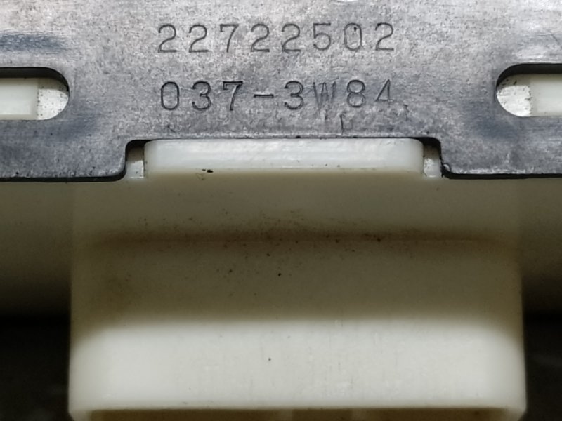 Блок керування склопідіймачами CHEVROLET EQUINOX 04-09 22722502 — 4