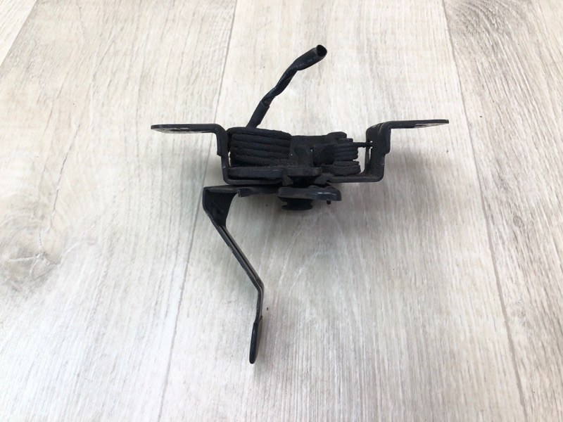 Замок капоту CHEVROLET SONIC 11-16 95463825 — 2