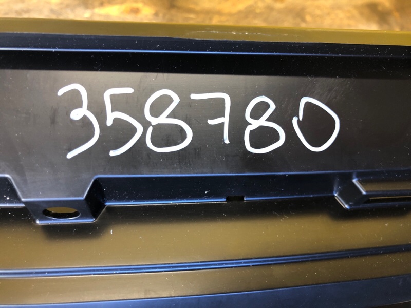 Бампер передній NISSAN LEAF 18- 62022-5SF0H — 2