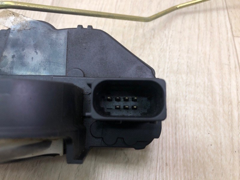 Замок двері задній правий CHEVROLET SONIC 11-16 13579550 — 5