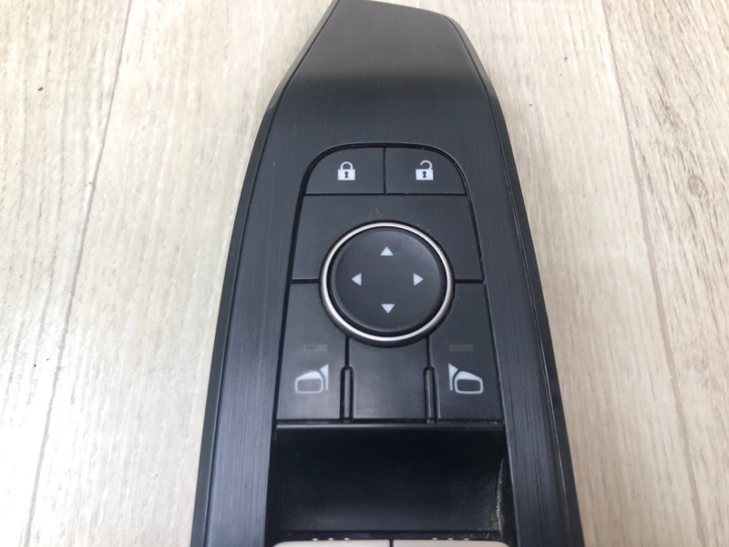 Блок керування склопідіймачами NISSAN X-TRAIL/ROGUE T33 20- 25401-6RF3C — 3