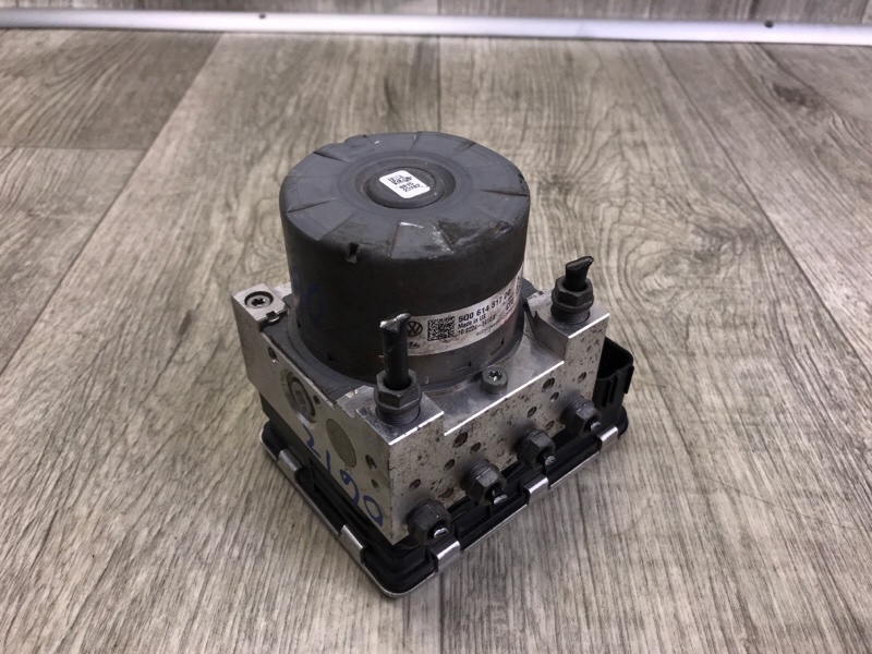 Блок антиблокувальної системи VOLKSWAGEN TIGUAN 16-23 5Q0 614 517 DD BEF — 3