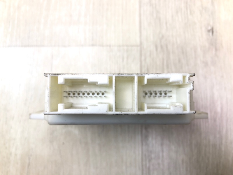 Блок керування парктроніком MERCEDES GL-CLASS X166 12-16 A 166 900 75 07 — 5