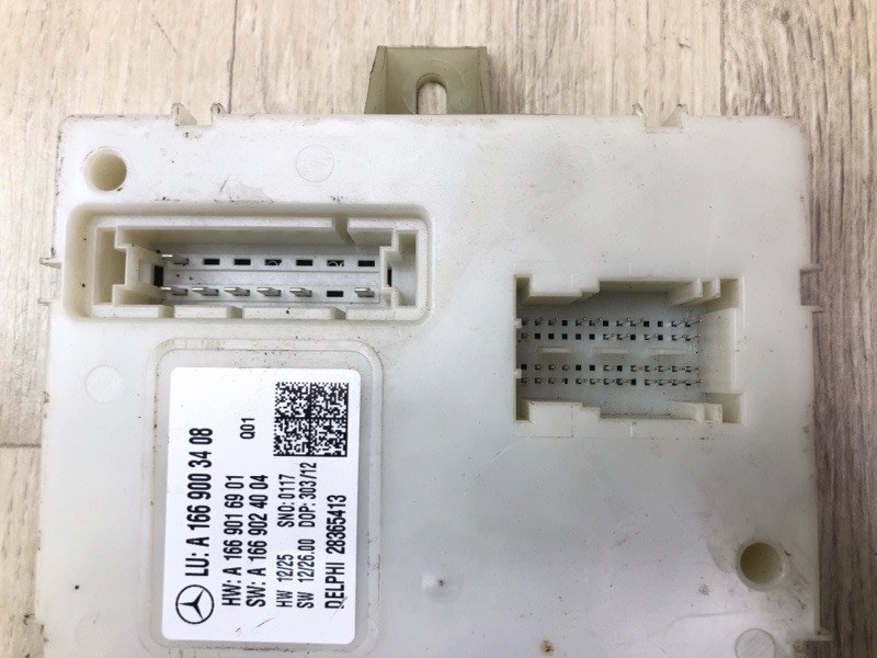 Блок комфорту задній MERCEDES GL-CLASS X166 12-16 A 166 900 28 06 — 5