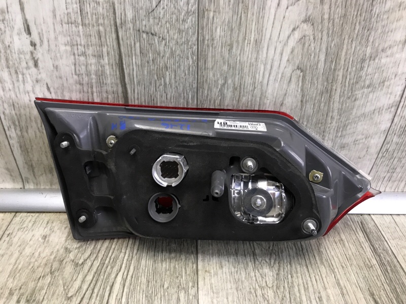 Ліхтар внутрішній правий TOYOTA COROLLA 12-19 E180 8158102520 — 4