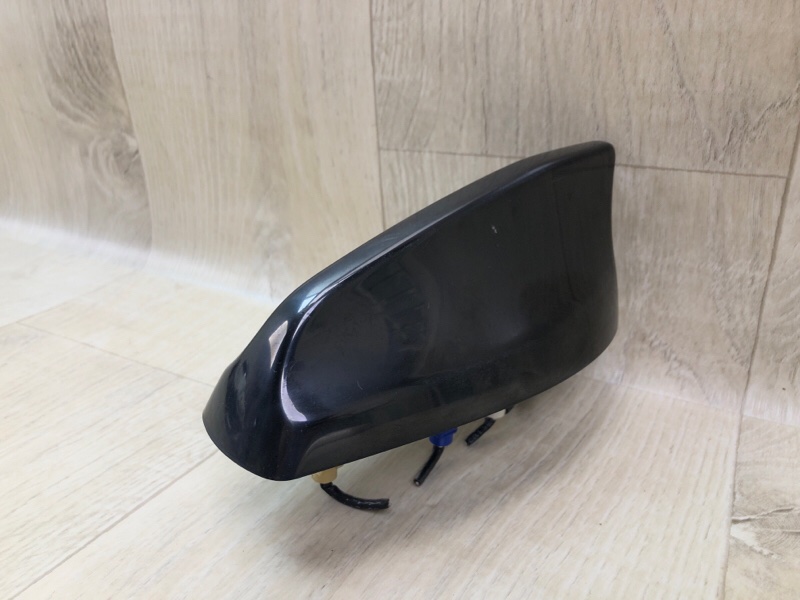 Антена LAND ROVER RANGE ROVER (L405) 12-22 LR097274