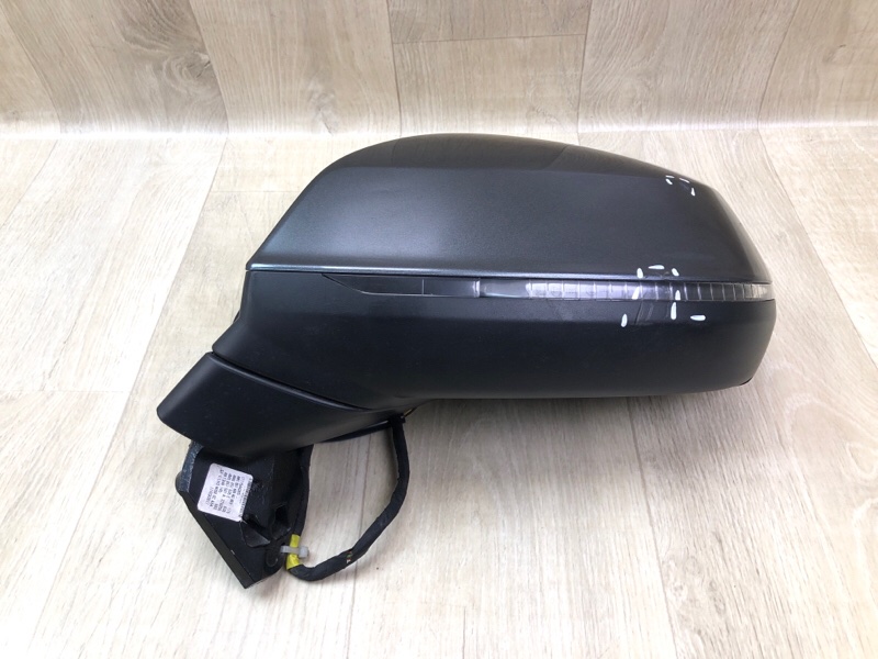 Дзеркало переднє ліве AUDI Q7 19- 4M1857409AG9B9