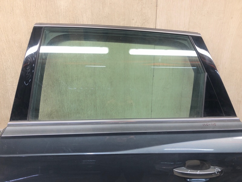 Двері задні ліві AUDI Q7 15-19 4M0833051E — 2