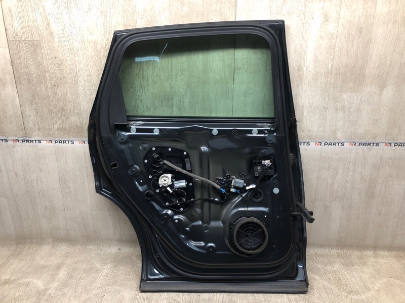 Двері задні ліві AUDI Q7 15-19 4M0833051E — 5