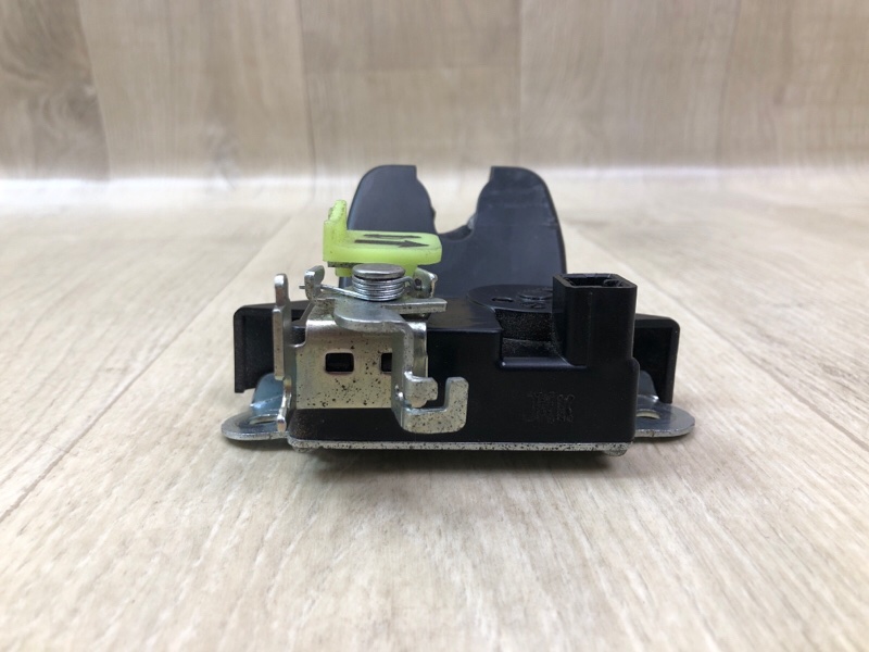 Замок кришки багажника KIA FORTE BD 21-24 81230M7030 — 3
