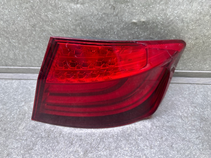 Ліхтар зовнішній правий BMW 5 SERIES (F10) 11-13 63217203230 — 3