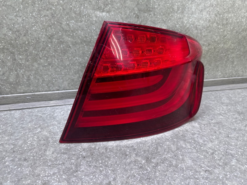 Ліхтар зовнішній правий BMW 5 SERIES (F10) 11-13 63217203230 — 4