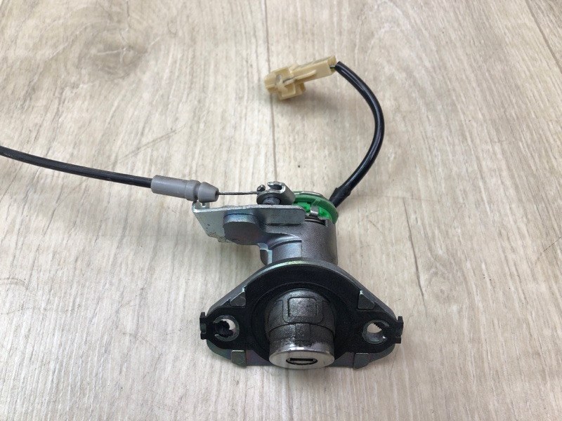Замок кришки багажника LEXUS HS250H (ANF10) 09-12 6460075030 — 5