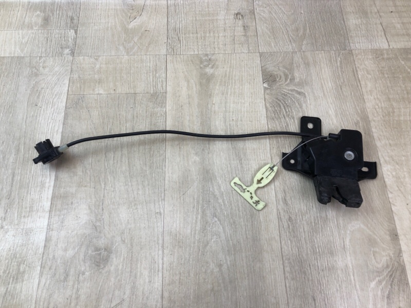 Замок кришки багажника FORD FUSION (USA) 06-12 AE5Z-5443200-A — 2