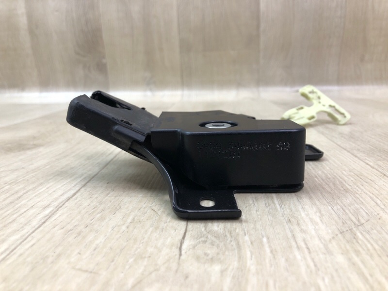 Замок кришки багажника FORD TAURUS 10-19 DA5Z-5443200-A — 3