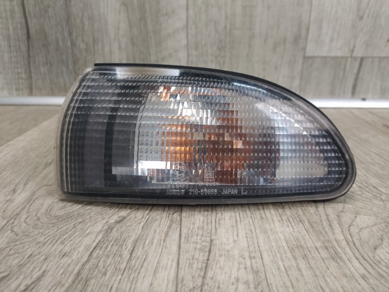 Покажчик повороту лівий MITSUBISHI GALANT 93-97 MB848553