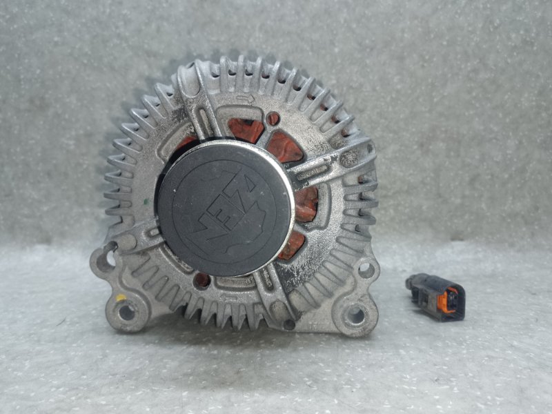 Генератор AUDI Q7 05-15 021903016AX — 5